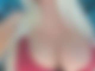 adrianna777's Live Sex Cam Show