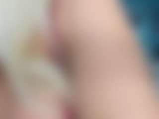 adrianna777's Live Sex Cam Show