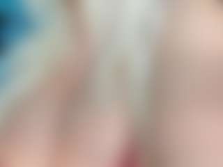 adrianna777's Live Sex Cam Show