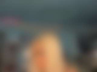 adrianna777's Live Sex Cam Show