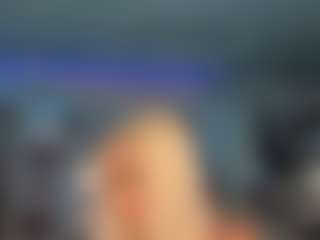 adrianna777's Live Sex Cam Show