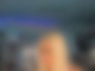 adrianna777's Live Sex Cam Show