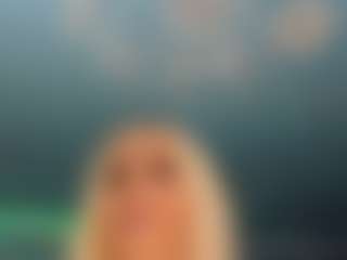 adrianna777's Live Sex Cam Show