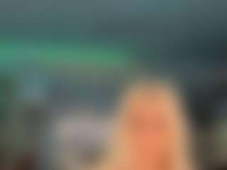 adrianna777's Live Sex Cam Show