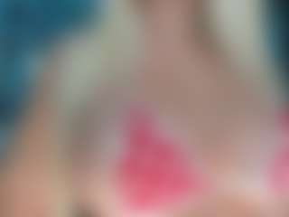 adrianna777's Live Sex Cam Show