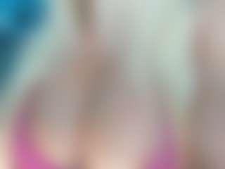 adrianna777's Live Sex Cam Show