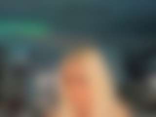 adrianna777's Live Sex Cam Show