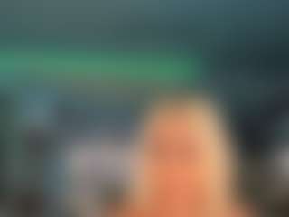 adrianna777's Live Sex Cam Show