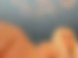 adrianna777's Live Sex Cam Show