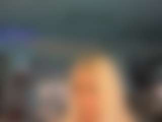 adrianna777's Live Sex Cam Show