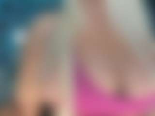 adrianna777's Live Sex Cam Show
