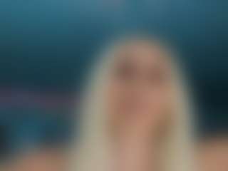 adrianna777's Live Sex Cam Show