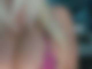 adrianna777's Live Sex Cam Show