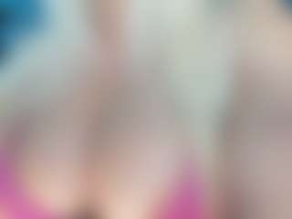 adrianna777's Live Sex Cam Show