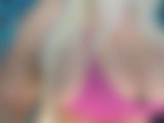 adrianna777's Live Sex Cam Show