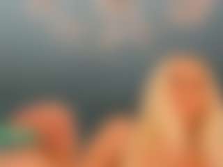 adrianna777's Live Sex Cam Show