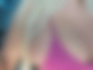 adrianna777's Live Sex Cam Show
