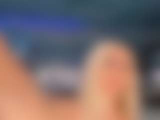 adrianna777's Live Sex Cam Show