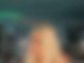 adrianna777's Live Sex Cam Show