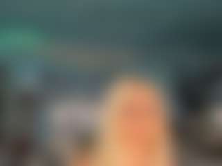 adrianna777's Live Sex Cam Show