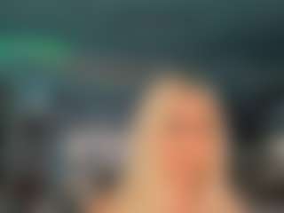 adrianna777's Live Sex Cam Show