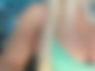 adrianna777's Live Sex Cam Show