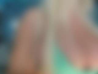adrianna777's Live Sex Cam Show