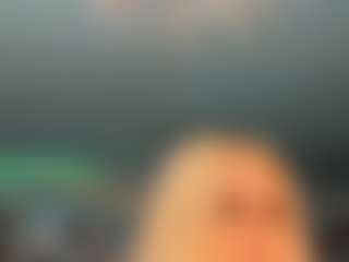 adrianna777's Live Sex Cam Show