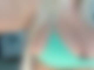 adrianna777's Live Sex Cam Show