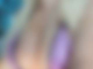 adrianna777's Live Sex Cam Show