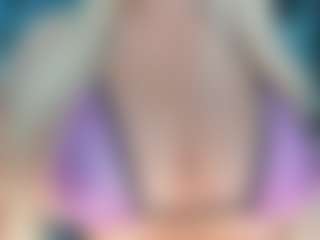 adrianna777's Live Sex Cam Show