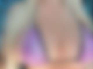 adrianna777's Live Sex Cam Show
