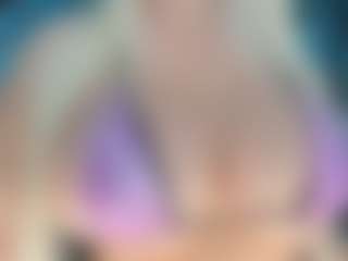 adrianna777's Live Sex Cam Show