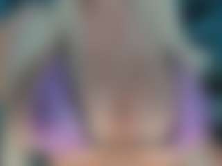adrianna777's Live Sex Cam Show