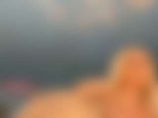 adrianna777's Live Sex Cam Show