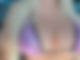 adrianna777's Live Sex Cam Show
