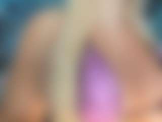 adrianna777's Live Sex Cam Show