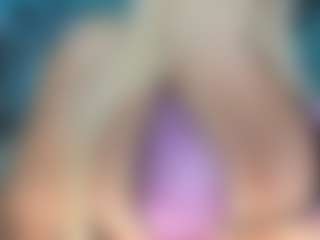 adrianna777's Live Sex Cam Show