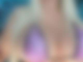 adrianna777's Live Sex Cam Show