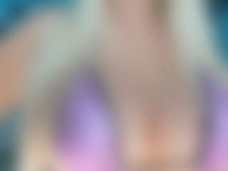 adrianna777's Live Sex Cam Show
