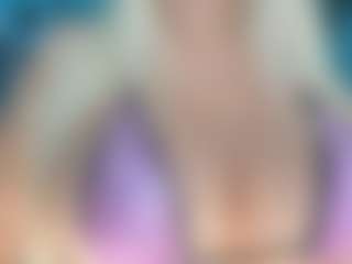 adrianna777's Live Sex Cam Show