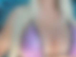 adrianna777's Live Sex Cam Show