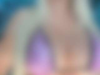 adrianna777's Live Sex Cam Show