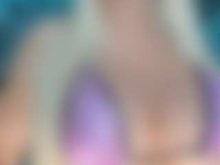 adrianna777's Live Sex Cam Show