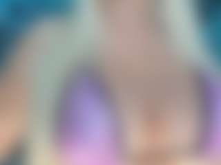 adrianna777's Live Sex Cam Show