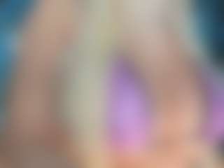 adrianna777's Live Sex Cam Show