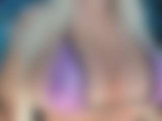 adrianna777's Live Sex Cam Show