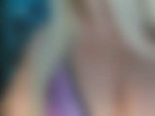 adrianna777's Live Sex Cam Show
