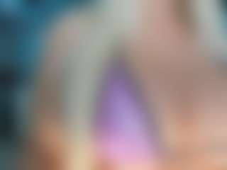 adrianna777's Live Sex Cam Show