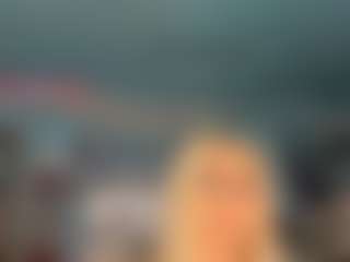 adrianna777's Live Sex Cam Show